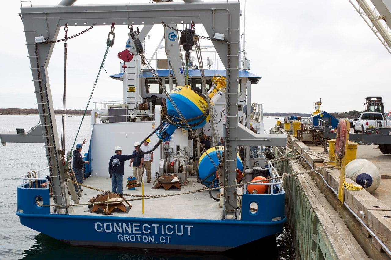 graphics-WHOI_ESP_Departing_On_Conn_5_6_2015-_DSC0131