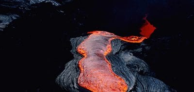 topics_volcano_lava_en2_116167.jpg