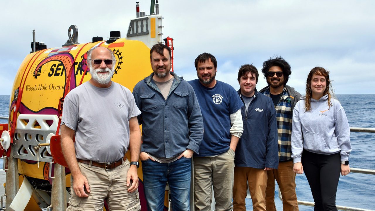 Dave Caress with members of the Sentry Team: (l-r) Sean Kelley, Mike Skowronski, Tim Joyce, Justin Fujii, and NDSF Summer Intern Syenna Graham. Photo courtesy of MBARI.