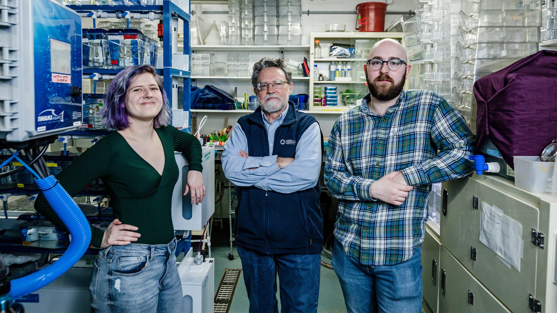 Mark Hahn’s co-authors on the report included MIT-WHOI Joint Program Student Jordan Pitt (left) and WHOI Postdoctoral Scholar Bryan James (right). (Photo by Daniel Hentz, © Woods Hole Oceanographic Institution)