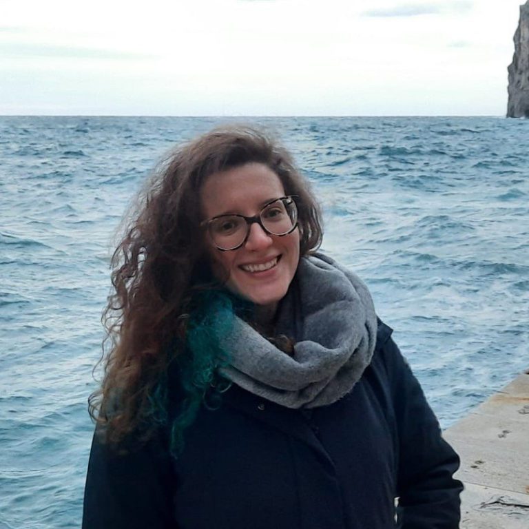 Carolina Camargo - Woods Hole Oceanographic Institution