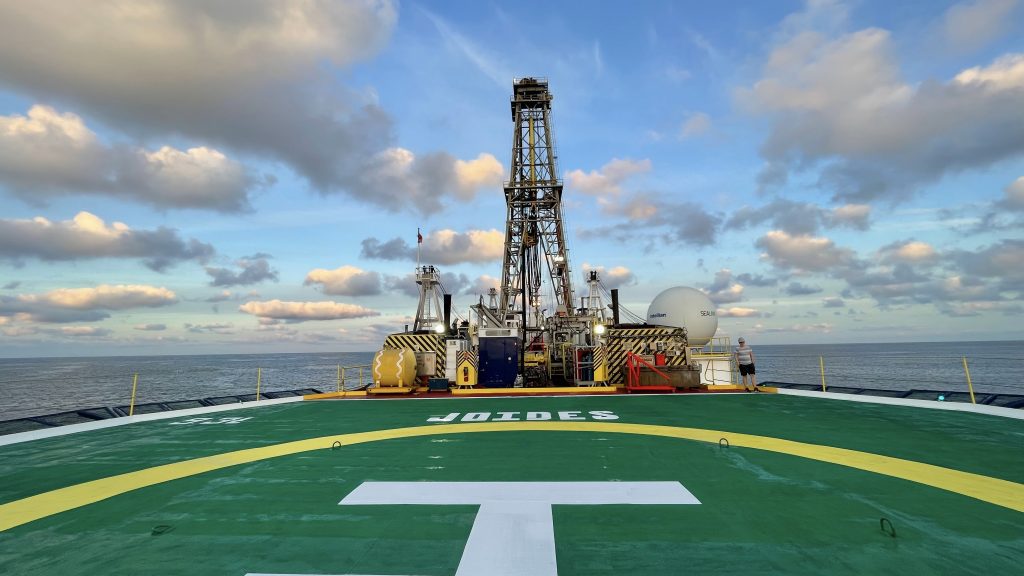 Researchers analyzed sediment core samples collected by D/V JOIDES Resolution near Cape Town, South Africa. Their findings uncovered details about the changes in deep ocean temperature and salinity, as well as the mixing histories of waters originating in both the northern and southern hemispheres. (Photo by: Sophie Hines, ©Woods Hole Oceanographic Institution)