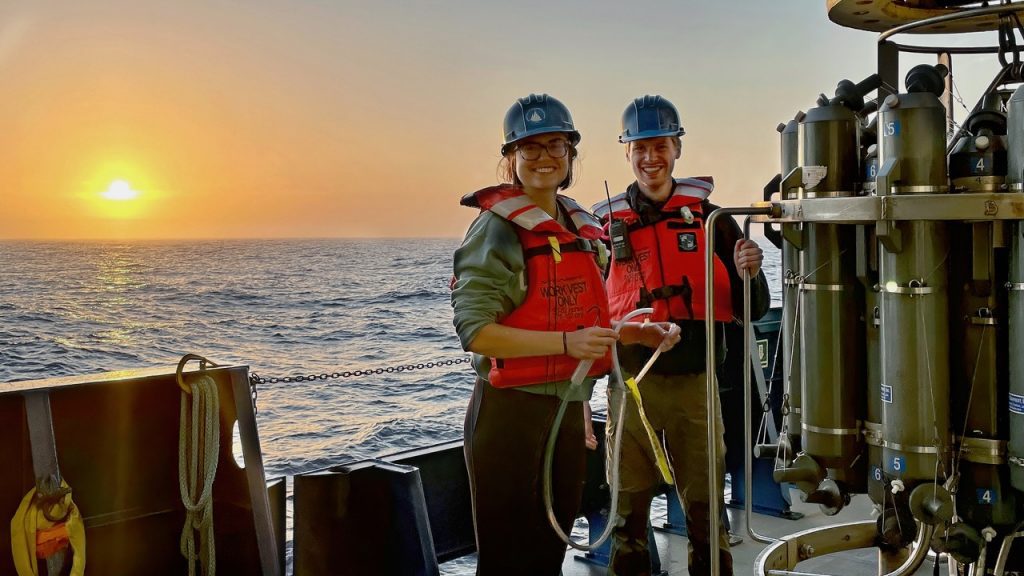 Lukas Taenzer (right), first author of the study, and Adrienne Silver, former Postdoc at WHOI, prepare a Conductivity-Temperature-Depth (CTD) rosette to be deployed from RV Neil Armstrong to capture the water properties on the US Northeast continental shelf (Photo: Avijit Gangopadhyay/©UMass Dartmouth). 