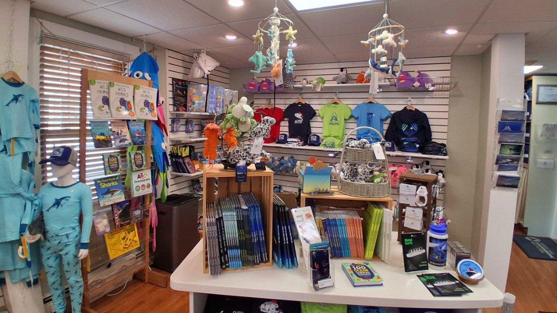 whoi-store2