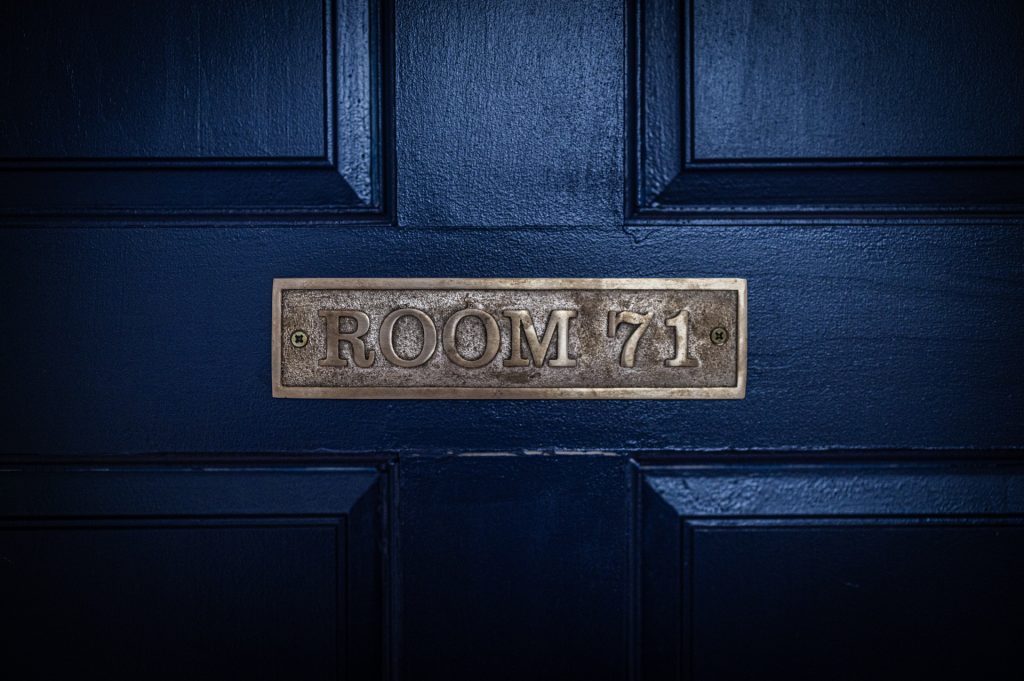 The entrance to Room 71. (Photo by Daniel Hentz, © Woods Hole Oceanographic Institution)