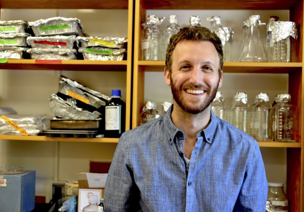 MIT-WHOI joint program student Dan Lowenstein. (Photo by Elise Hugus © Woods Hole Oceanographic Institution)